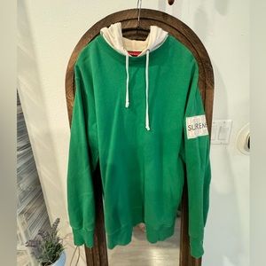 Surpeme hoodie